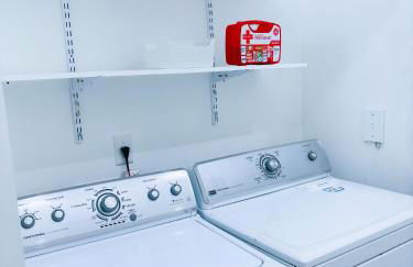 The Stallion #310 - Walk to Museums - Premium Loft with gated parking - Foto 24