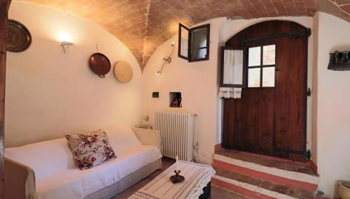 At the Castle - Foto 4