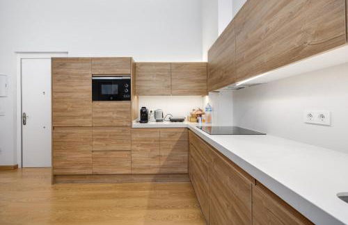 HB Apartaments Playa del Postiguet Beach - Photo 12