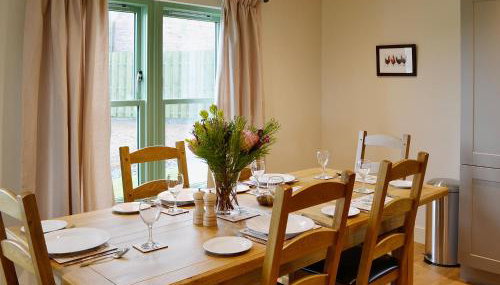 Petronella - Photo 4