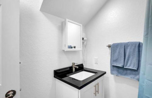 Gated Oceanfront Heated Pool - Foto 9