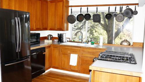 Modern 2 BR 2BA Biz Friendly Duplex with Fast Wi-Fi and Workspaces - Foto 3