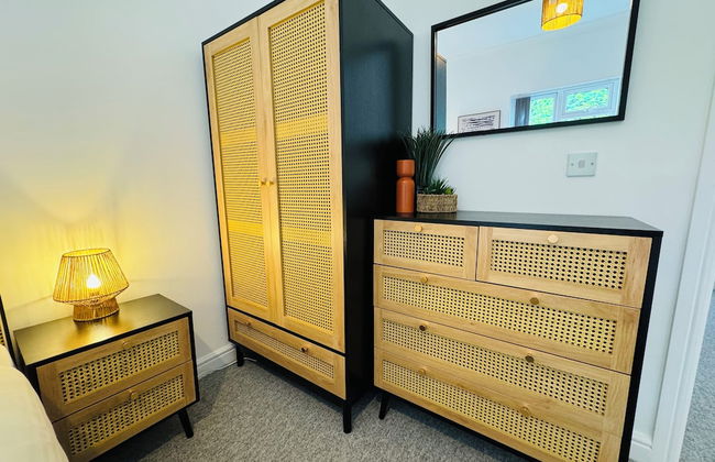 Spacious One Bed Apt With Scenic Views - Foto 4