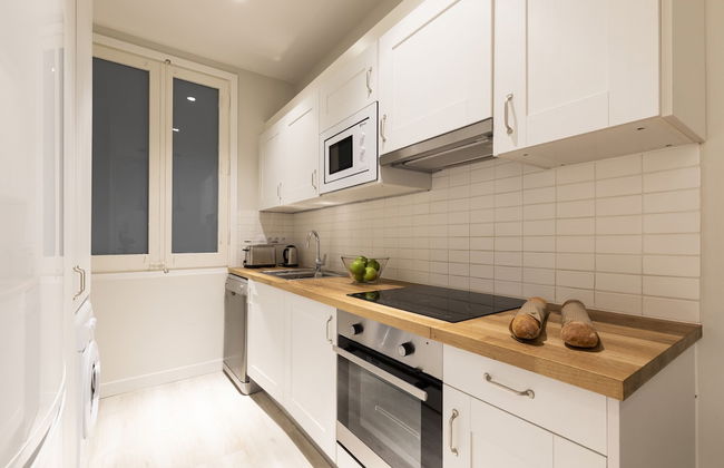 Aspasios Gracia Apartments - Photo 28