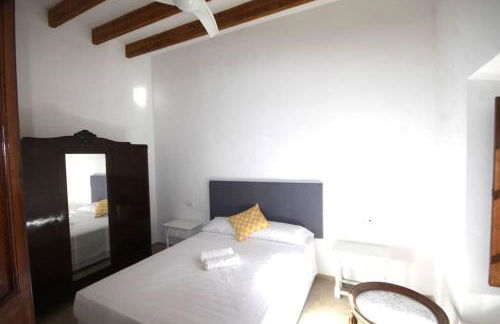 Typical old Majorcan house with a private pool - Foto 6