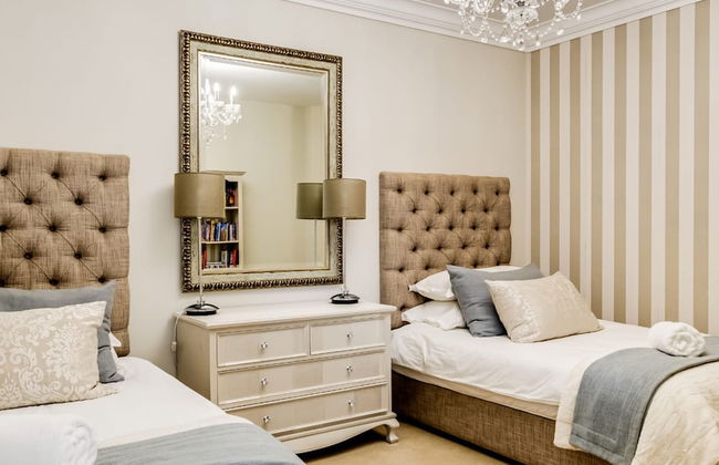 Seaside Elegance at Numa Villa - Foto 34