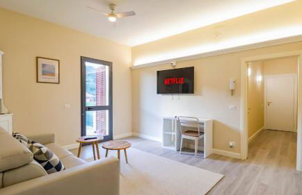 The Modern Stay - with Terrace, Wi-Fi, Parking Lot - Foto 14