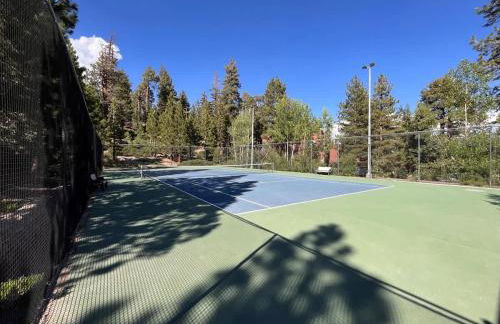 Cozy Ski Condo - Walk to Canyon - Dog Friendly - Foto 62