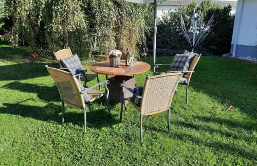 Apartment Idyll mit Loggia und Garten by Interhome - Foto 8