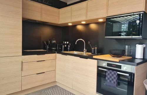 Cottage pour 6 personnes avec piscine couverte et chauffée à 300 m de la mer avec Wi-Fi et climatisé , 3 chambres - Foto 57