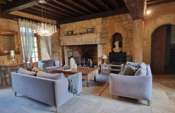 Château à Gourdon dans le Lot - Foto 3