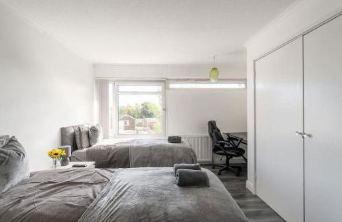 Karazo LTD - Luxurious contractor friendly 2 bed in Croydon - Foto 1