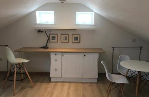 Oak Tree Studio - Photo 3