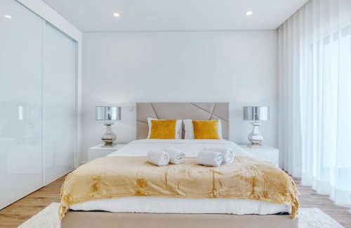 Vita Portucale ! Chic Luxe Villa with Saltwater Pool - Foto 4