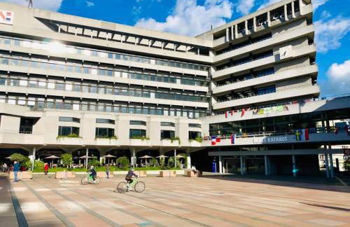 Goldstadt Comfort Suite - City Apartment Schlössle - Foto 47