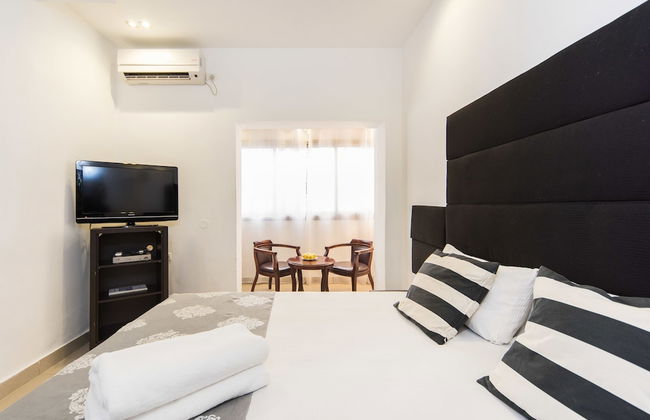 TLVSublet Hayarkon - Foto 1