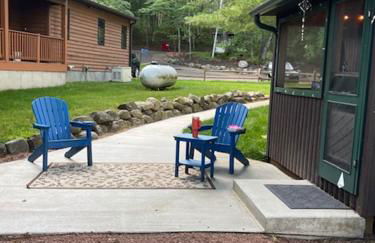 Northwoods Lake Content Cabin - Photo 2