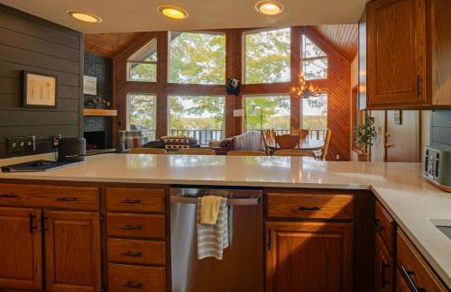 Rice Lake Cabin Retreat with Red Cedar Lake Access! - Foto 10