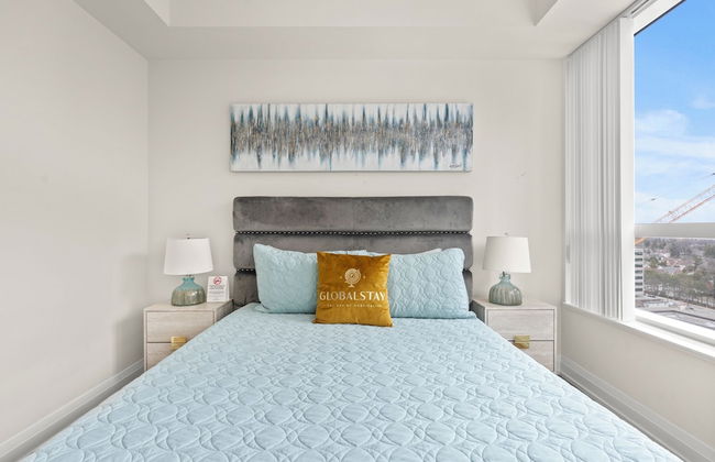 Modern Apartments in North York - Photo 56