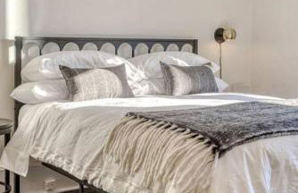 Landmark 23 - Photo 66