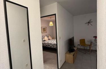 Charmant appartement moderne avec place de parking privative - Foto 14