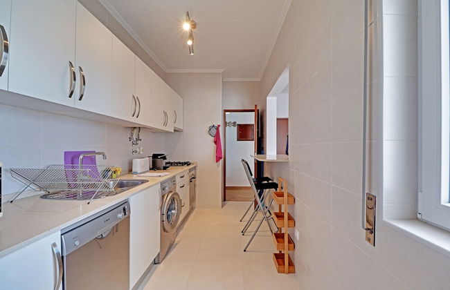 Portimão Marina View by Homing - Photo 9