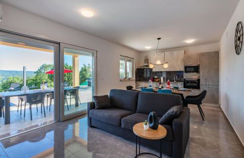 Villa Mia in Labin, a two apartment villa with pool close to the sea - Foto 18