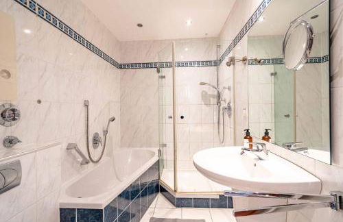 City Wohnung am Hbf mit 2 Schlafzimmern und Sky - Foto 29