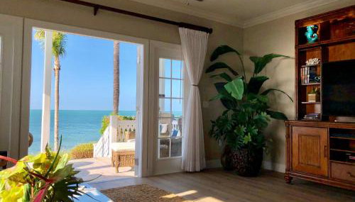 Waterfront Luxury Villa With Sunset Views And Boat Slip 3 Bedroom Villa by RedAwning - Foto 1