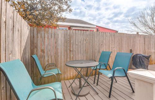 1 Mi to Beach Colorful Cottage in Galveston! - Foto 20