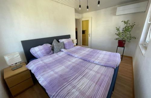 Sonnige 3 Zimmer Wohnung mit schönem Balkon im Grünen - Foto 3