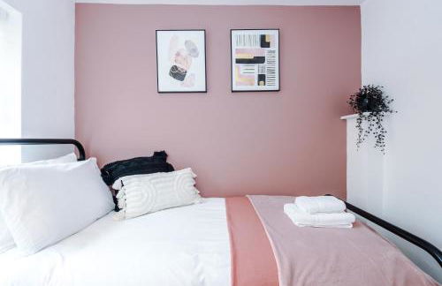 Phillip House - Photo 3