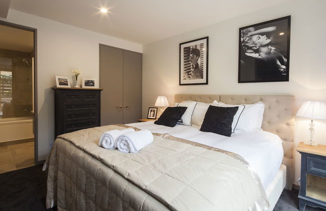 22 Hallenstein Apartments by Staysouth - Photo 9