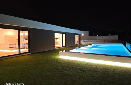 One of a Kind #PDL Luxury Retreat - Photo 7