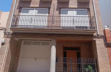 First Floor Casa Privee - Two bed Beach Terrace & Balconies - Foto 1