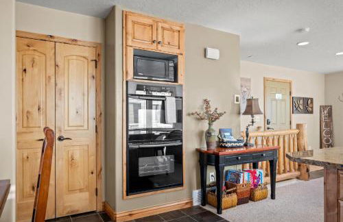 Altitude Adjustment with Resort Amenities MH1312 - Foto 9