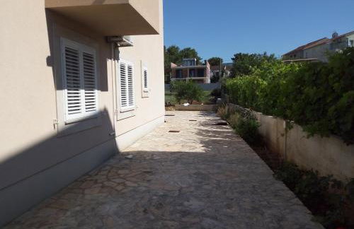 Apartments Zvone,place by the sea - Photo 11