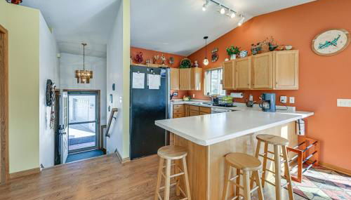 Lake Wissota Home with Private Dock and Fire Pit! - Foto 4