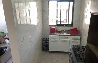 Casa bem localizada! Próximo a BR 277 e Av das Cataratas - Foto 21