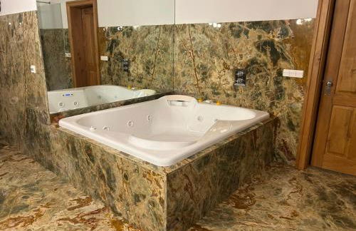 Casa dos Macieis - Entire Main House, Entire Guesthouse or Separate Wing of Main House - Camino Santiago direct access & Optional Agritourism - Foto 53