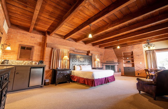 Tanque Verde Ranch - Photo 17