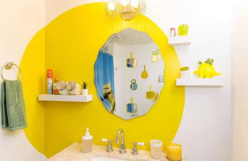 Indy Palm Pad with Patio & Tiki Bar-Mid-Century Charmer-Family Friendly - Foto 42