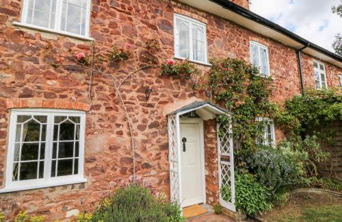 Vine Cottage - Photo 2