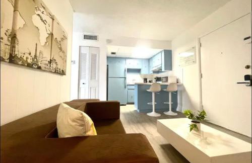 Miami International Airport 1 - Photo 7