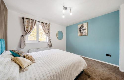 Stylish urban escape with free parking in Manchester - Foto 16