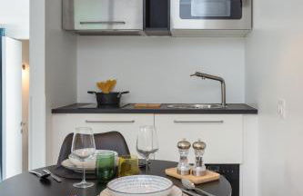 P Terrace Exclusive Apartment - Lake View With Terrace - Free Parking - Foto 12