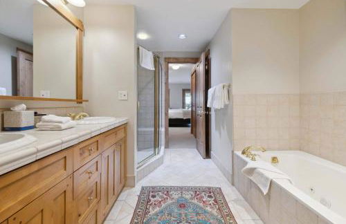 Villa Montane 219 by East West Hospitality - Foto 23