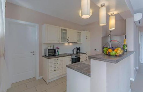 Villa Sterpazzi near Poreč with heated private pool, sea view, jacuzzi and sauna - Foto 55