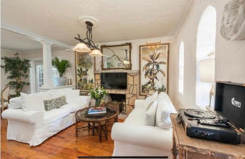 Tropical Designer House in Heart of Antique Row WPB - Foto 3