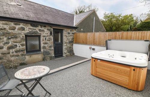 Tyddyn Sianel - Celyn - Foto 14